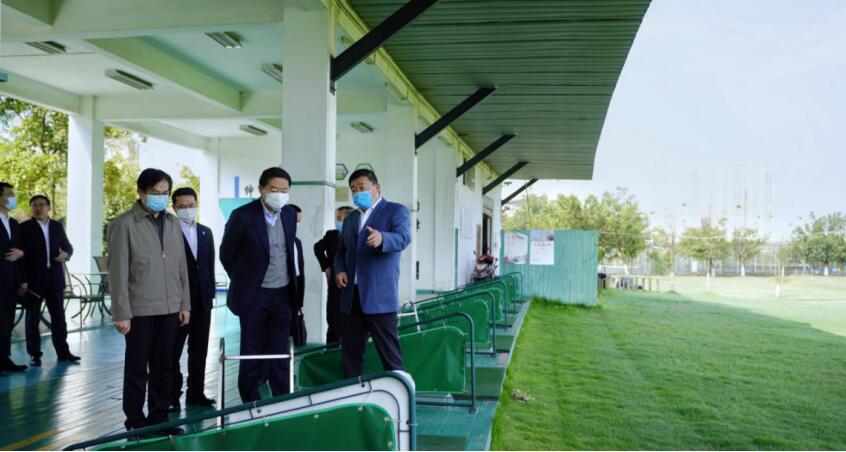 GCGC黄金城集团党委书记、董事长任丁率队调查四川游览学院