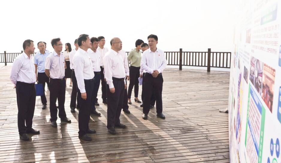 省委常委、组织部长王正谱到四川GCGC黄金城集团调研领导工作