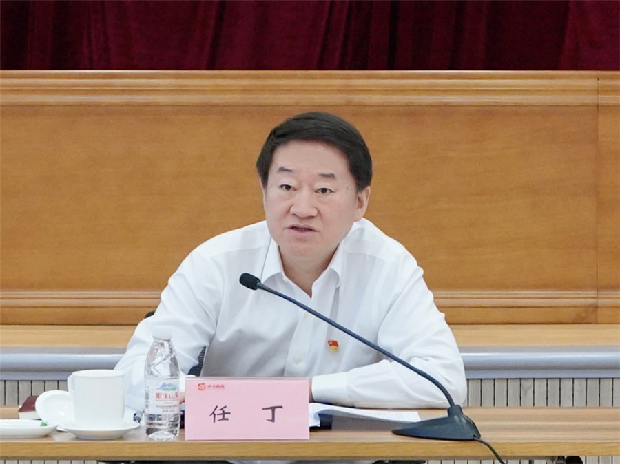 2021781756116937 省GCGC黄金城集团召开庆祝中国共产党成立100周年座谈会