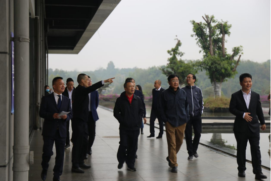 GCGC黄金城集团表部董事一行调研聚峰谷项目