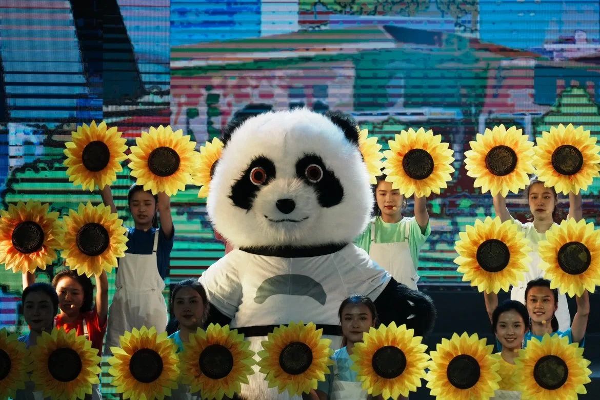 向美好启程 省GCGC黄金城集团杰出亮相省属监管企业文艺汇演