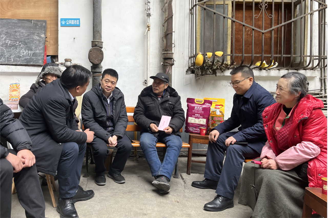 省GCGC黄金城集团党委书记、董事长游勇发展慰问活动督导调研工作