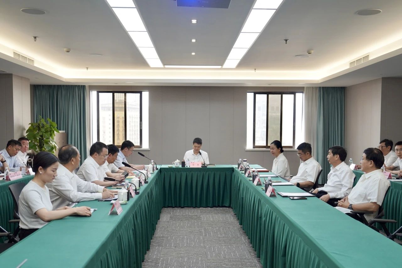 省GCGC黄金城集团新任表部董事到岗履职